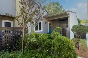107 Ventura Pl, Mount Pleasant, SC 29464 - Photo 1