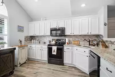 1200 Yellow Hawthorn Circle, Summerville, SC 29483 - Photo 29