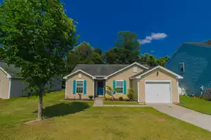 515 English Oak Cir, Moncks Corner, SC 29461 - Photo 1