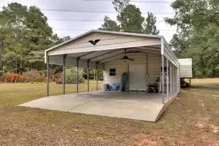 1078 Doyle St, Manning, SC 29102 - Photo 5