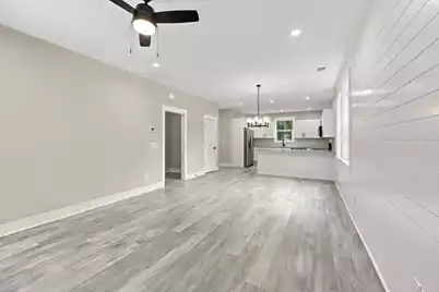 5722 Edison Avenue, Hanahan, SC 29410 - Photo 3