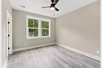 5722 Edison Avenue, Hanahan, SC 29410 - Photo 13