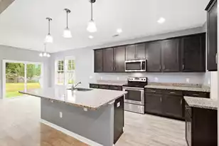 2114 Bridlewood Farms Pkwy, Ridgeville, SC 29472 - Photo 11