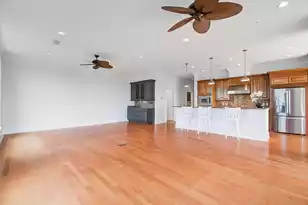 241 Cooper River Dr, Mount Pleasant, SC 29464 - Photo 9