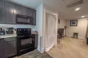 542 Cross Park Ln Garage Apart, Summerville, SC 29486 - Photo 7