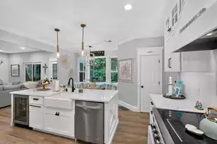 2753 Merwether Ln, Mount Pleasant, SC 29466 - Photo 3