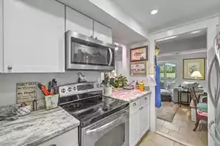 106 Ventura Pl, Mount Pleasant, SC 29464 - Photo 15
