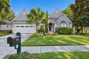 1203 Royal Links Dr, Mount Pleasant, SC 29466 - Photo 37
