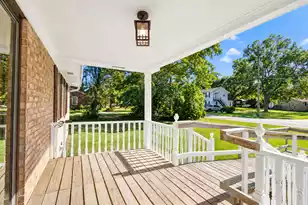 5920 Maple St, Hanahan, SC 29410 - Photo 9