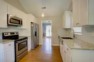 111 Fox Chase Dr, Goose Creek, SC 29445 - Photo 11