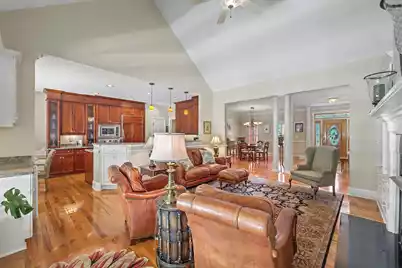 8648 Timbermarsh Lane, North Charleston, SC 29420 - Photo 17
