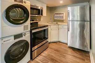 40 Nunan St, Charleston, SC 29403 - Photo 5