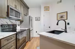 1300 Park West Blvd, Mount Pleasant, SC 29466 - Photo 7