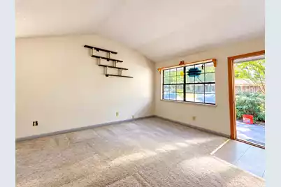 264 Dorchester Manor Boulevard, Charleston, SC 29420 - Photo 3