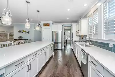 2226 Mother Of Pearl Drive, Mount Pleasant, SC 29466 - Photo 11