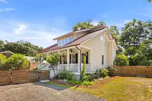 307 4th Ave, Mount Pleasant, SC 29464 - Photo 3