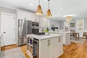 307 4th Ave, Mount Pleasant, SC 29464 - Photo 13