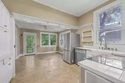306 Main Street S, Summerville, SC 29483 - Photo 11