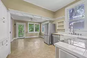 306 Main Street S, Summerville, SC 29483 - Photo 11