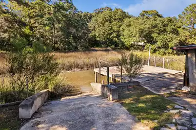 814 Stonefield Avenue, Charleston, SC 29412 - Photo 41