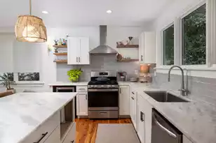 2055 Medway Rd, Charleston, SC 29412 - Photo 15