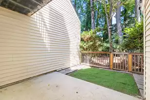 8 Town Park Ln, Charleston, SC 29412 - Photo 27