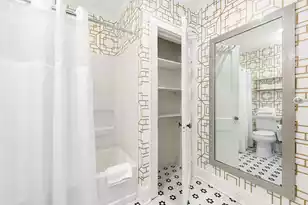 62 Barre St, Charleston, SC 29401 - Photo 29
