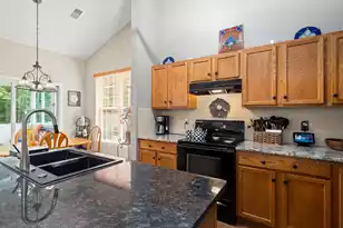 121 Oakbluff Rd, Summerville, SC 29485 - Photo 21