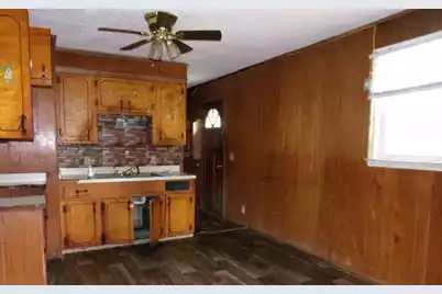 413 Swansea Heights Avenue, Swansea, SC 29160 - Photo 5