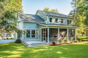 335 4th Ave, Mount Pleasant, SC 29464 - Photo 77