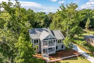 335 4th Ave, Mount Pleasant, SC 29464 - Photo 83
