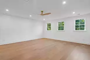 335 4th Ave, Mount Pleasant, SC 29464 - Photo 33