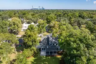 335 4th Ave, Mount Pleasant, SC 29464 - Photo 87