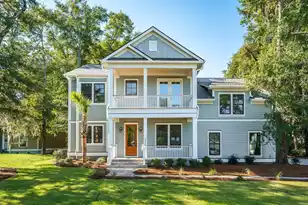 335 4th Ave, Mount Pleasant, SC 29464 - Photo 5