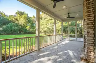 335 4th Ave, Mount Pleasant, SC 29464 - Photo 69