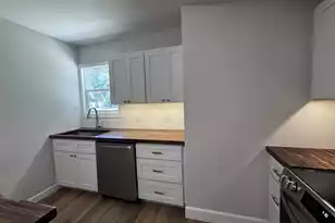 906 Poplar St, Walterboro, SC 29488 - Photo 17
