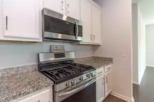 713 Kilarney Rd, Summerville, SC 29483 - Photo 7