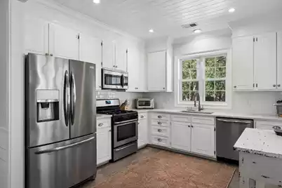 1425 Bloomingdale Lane, Mount Pleasant, SC 29466 - Photo 19