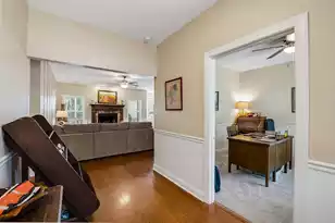 1040 Otter Cir, Beaufort, SC 29902 - Photo 11