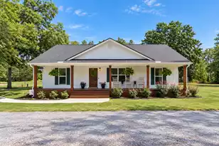 136 Thirteen Way, Cross, SC 29436 - Photo 1