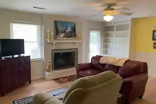 1165 Heritage Dr, Manning, SC 29102 - Photo 7