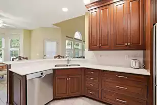 1396 Lakecrest Ct, Mount Pleasant, SC 29466 - Photo 13