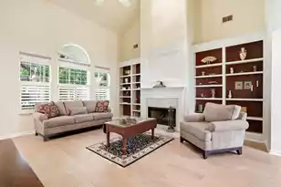 1396 Lakecrest Ct, Mount Pleasant, SC 29466 - Photo 7