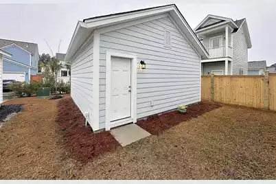 651 Blueway Avenue, Summerville, SC 29486 - Photo 17