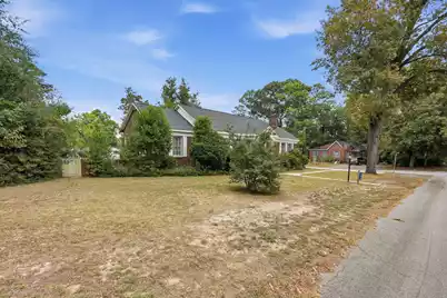 900 Naples Avenue, Cayce, SC 29033 - Photo 3