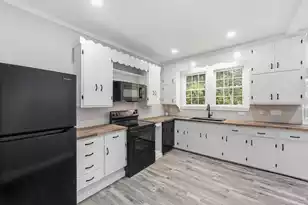 900 Naples Ave, Cayce, SC 29033 - Photo 9