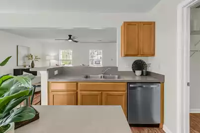 401 Beverly Drive, Summerville, SC 29485 - Photo 11