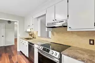 2344 England Street S, Charleston, SC 29414 - Photo 9