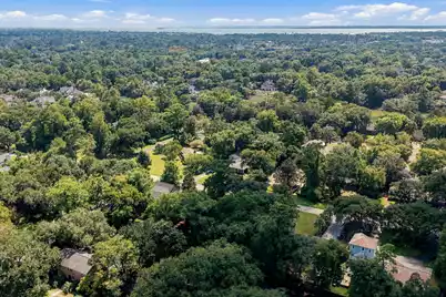 352 Hobcaw Drive, Mount Pleasant, SC 29464 - Photo 9