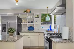 1010 Bradford Ave, Charleston, SC 29412 - Photo 13